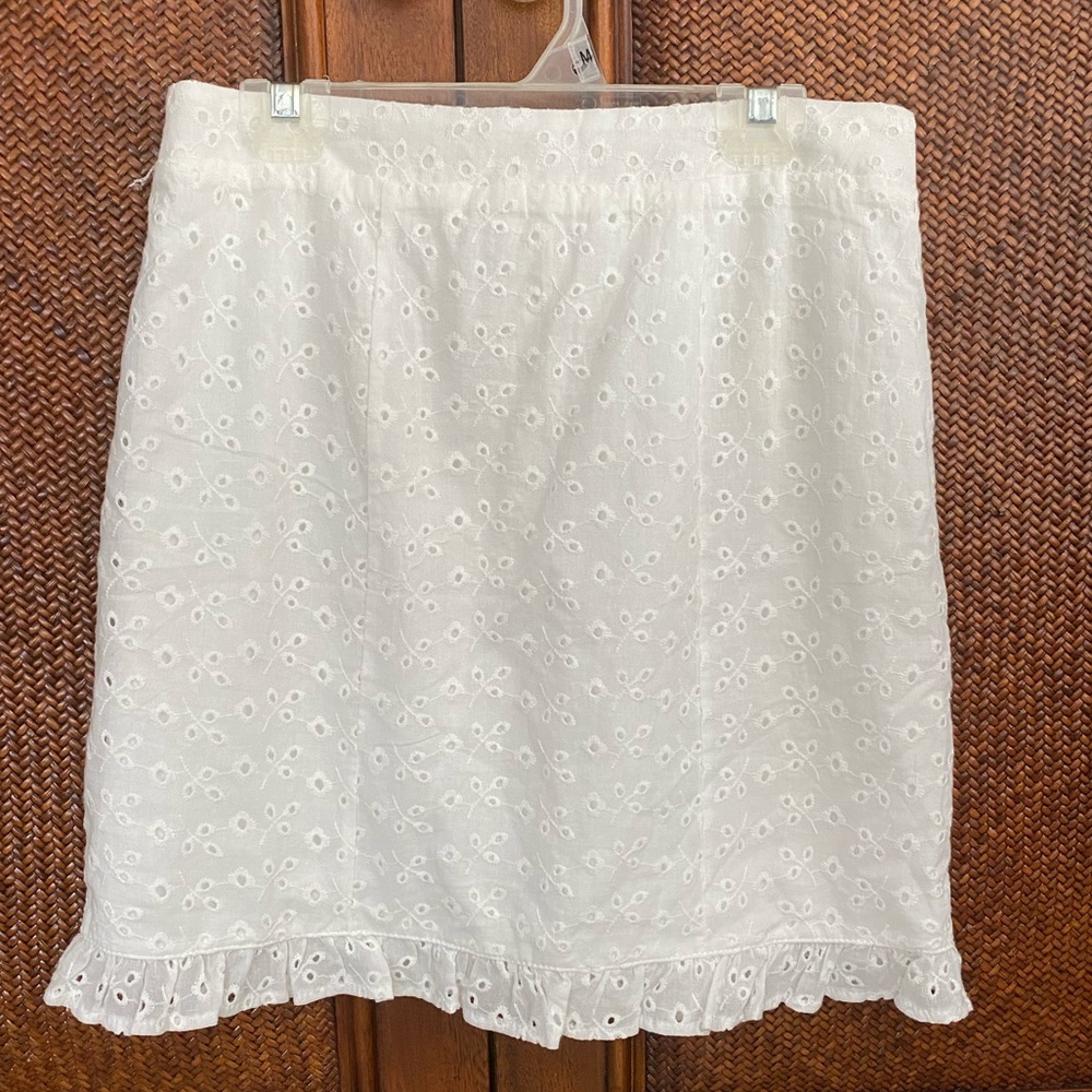 Francesca’s White Eyelet Lace Skirt